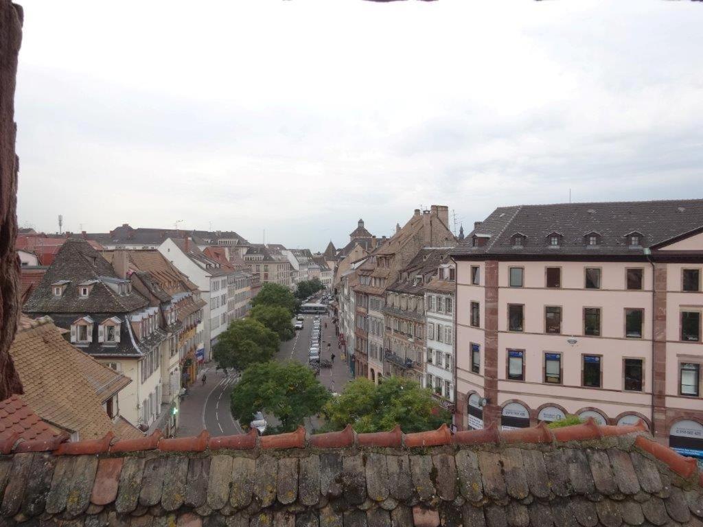 A L'Ill - Apparts & Studios Strasbourg Hyper Centre ภายนอก รูปภาพ